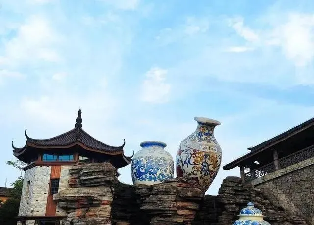 2026南昌全新旅游攻略!必玩景点明细,吃住行全覆盖!
