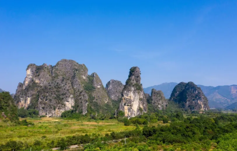 豆包推荐的英德人文旅游攻略