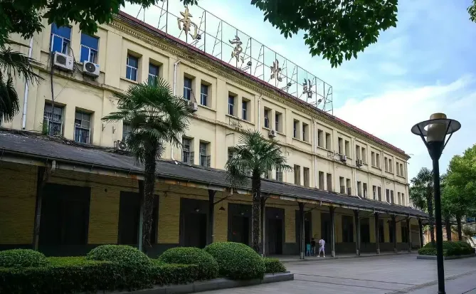 跟着课本去旅行【南京深度游攻略】走读金陵城的千年烟火与民国遗梦(适合3-4天)