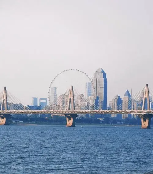 2026 南昌毕业旅行全攻略|考生半价名楼 + 免票山林 + 红色景点 + 美食汇总