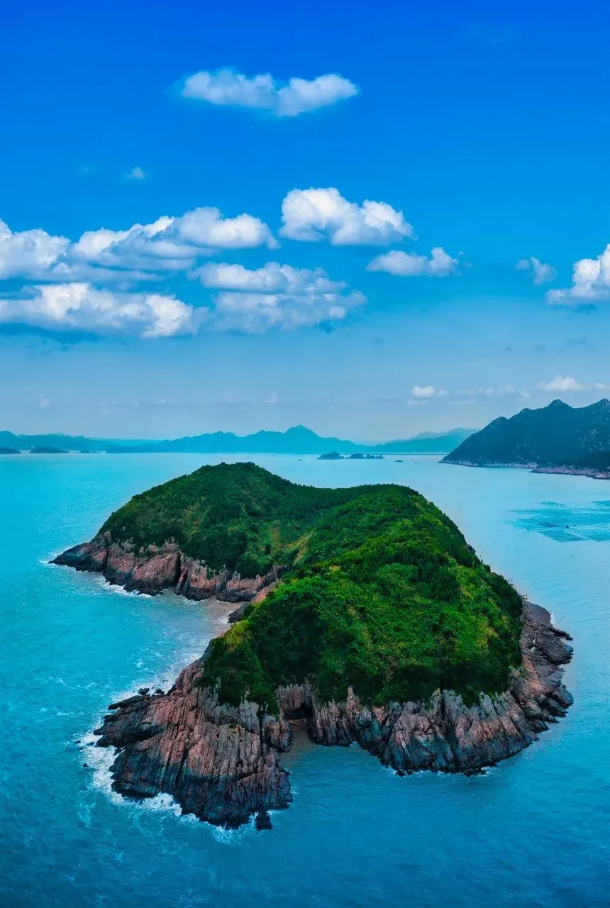 宁德 | 旅游攻略:福建最“全能”的城市竟是它?海、岛、山、湖、草原全齐了,还低调得让人心疼!