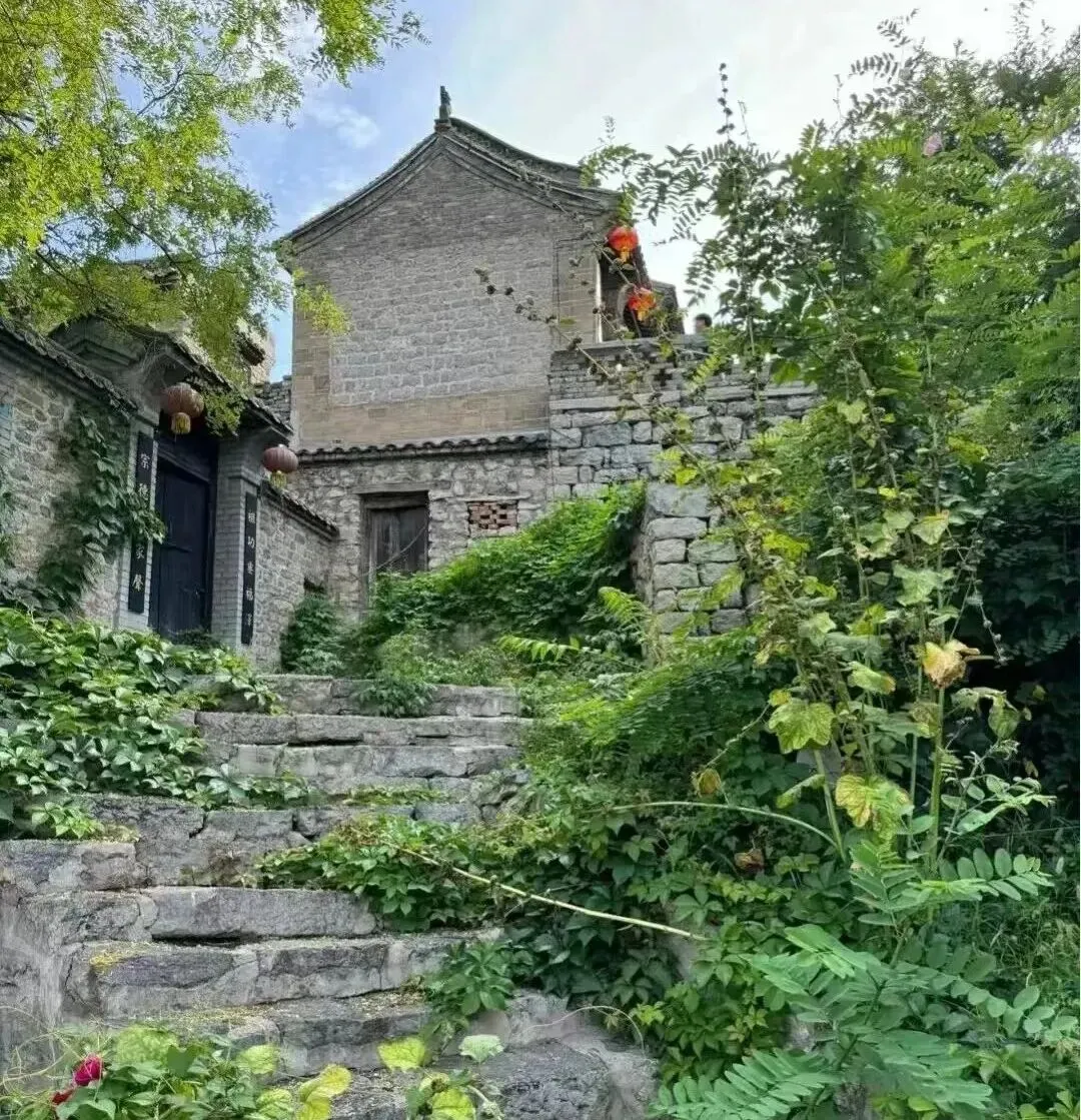 旅游指南 | 周末游 :太行第八陉的周末答卷——井陉两日,把千年石头村和悬空寺一次收尽