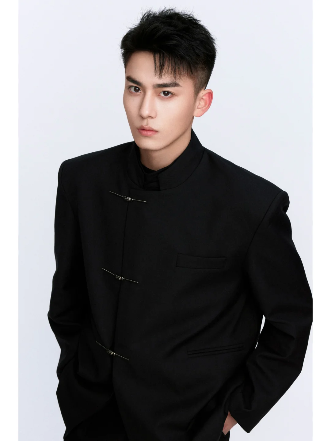 赵华为主演电影《维和防暴队》热映初露锋芒