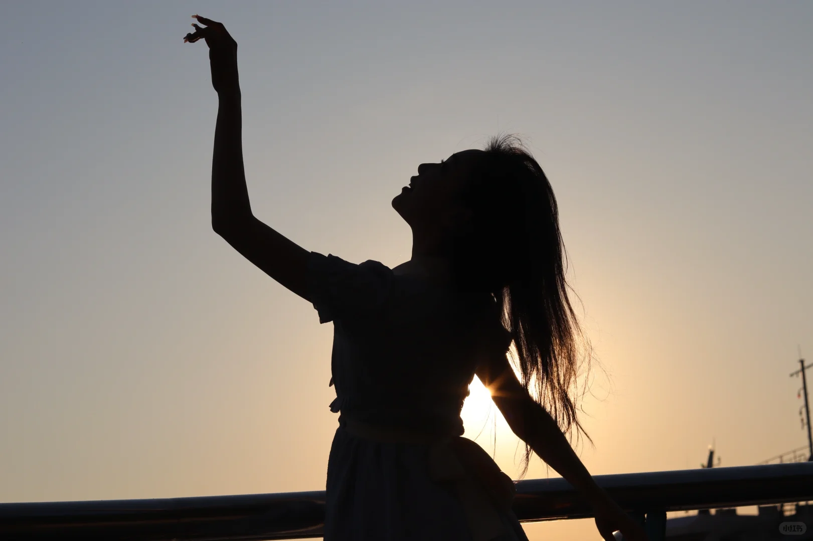 像在电影里的海上灯塔🌊