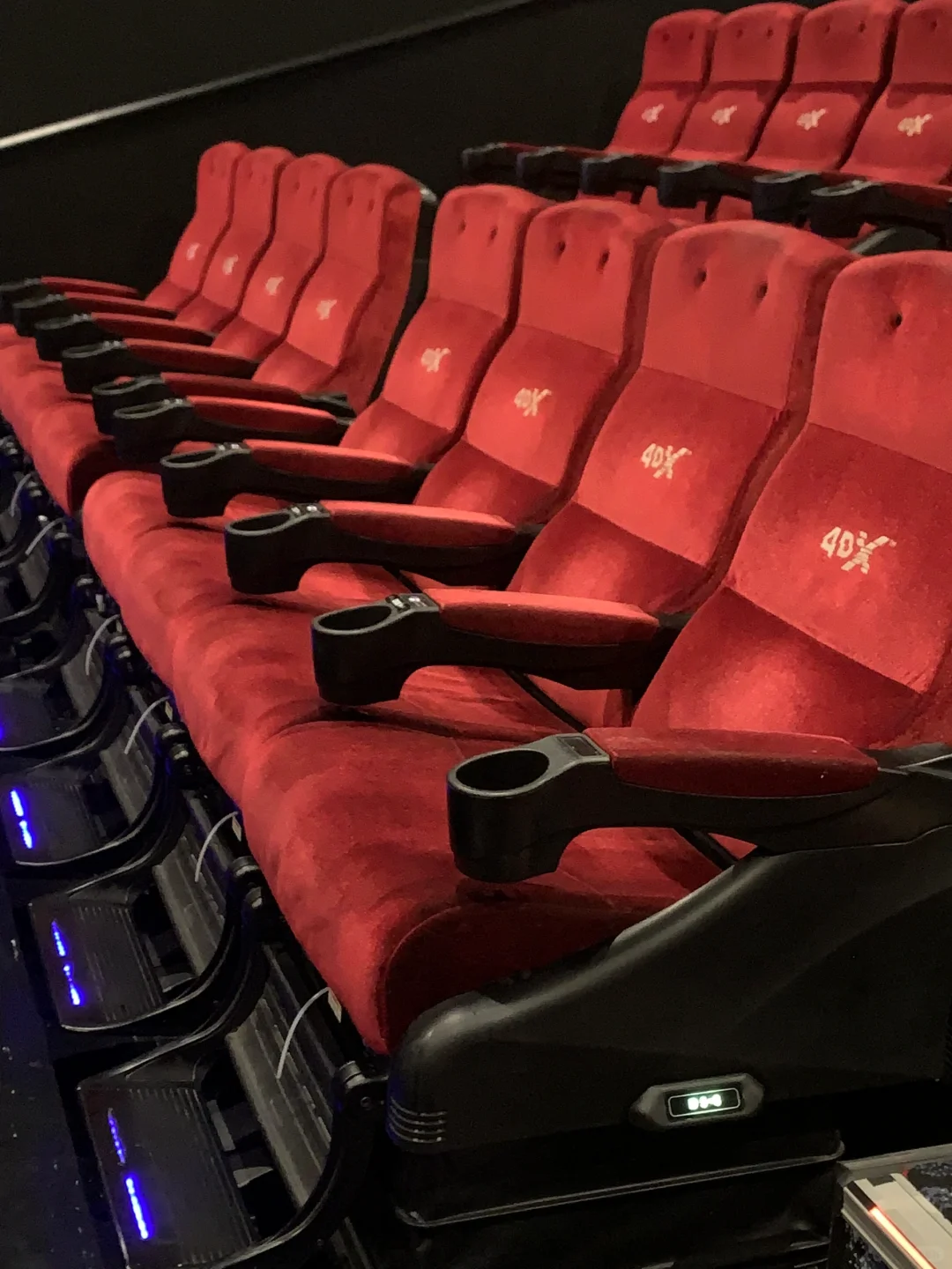 猩球新电影上映啦 赶上英国首播！