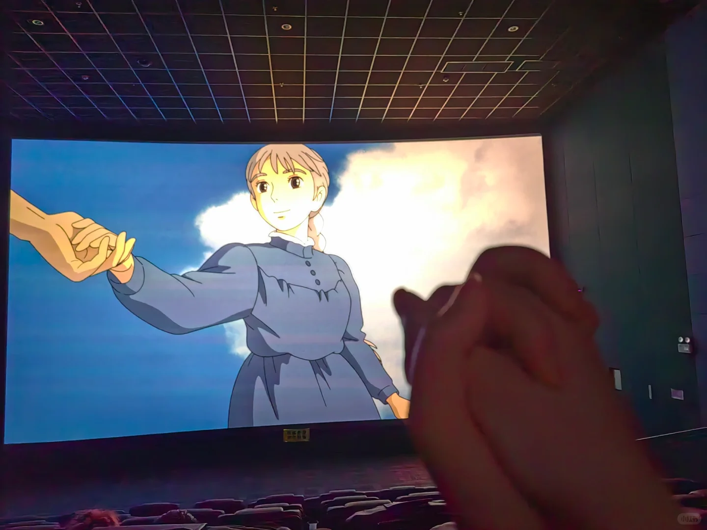 出哈尔看电影，童年的梦圆了