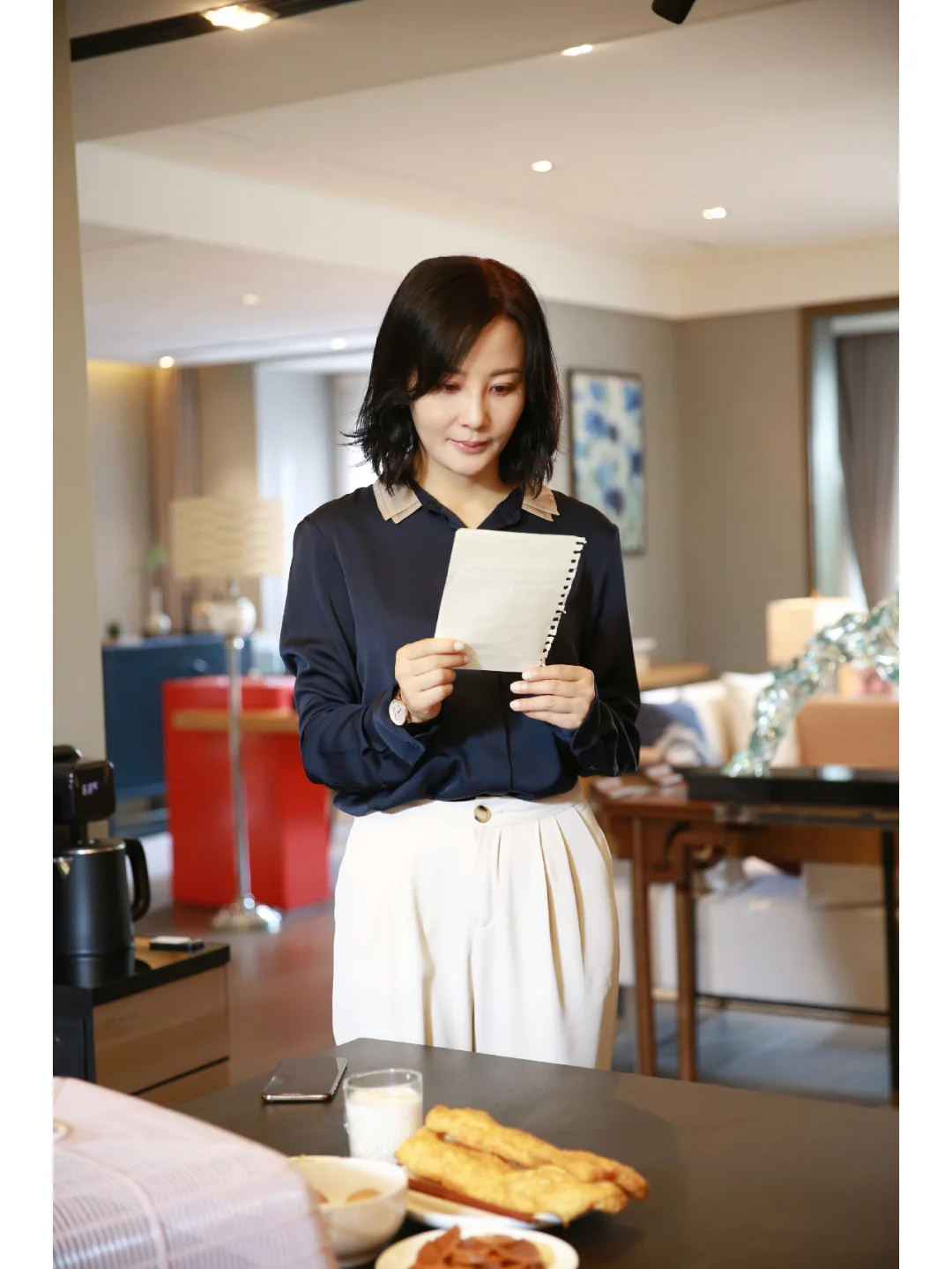 电影《泪光中的妈妈》上映 陶红演母爱深情