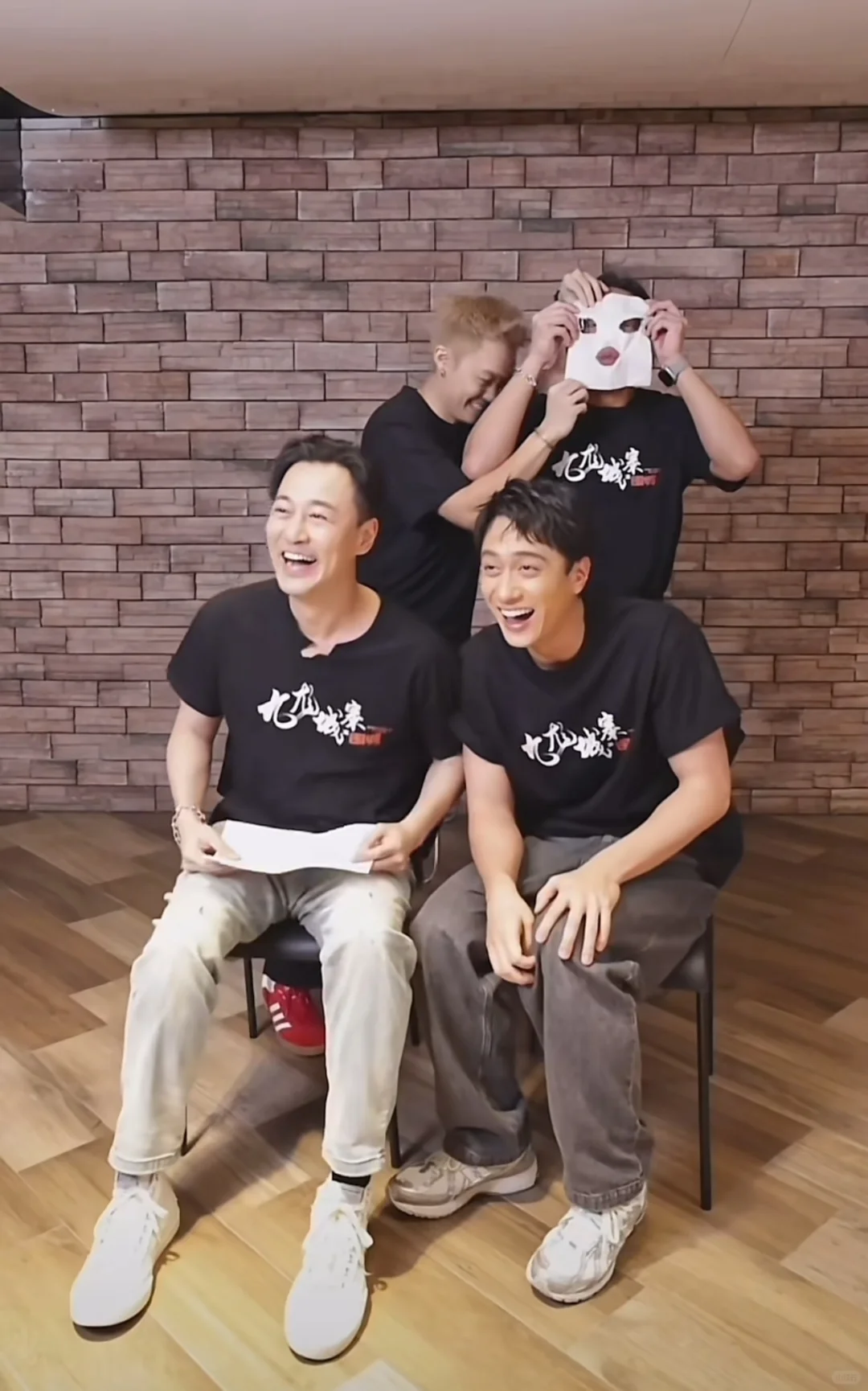 以后电影宣发和路演请按九龙城寨的程度卷