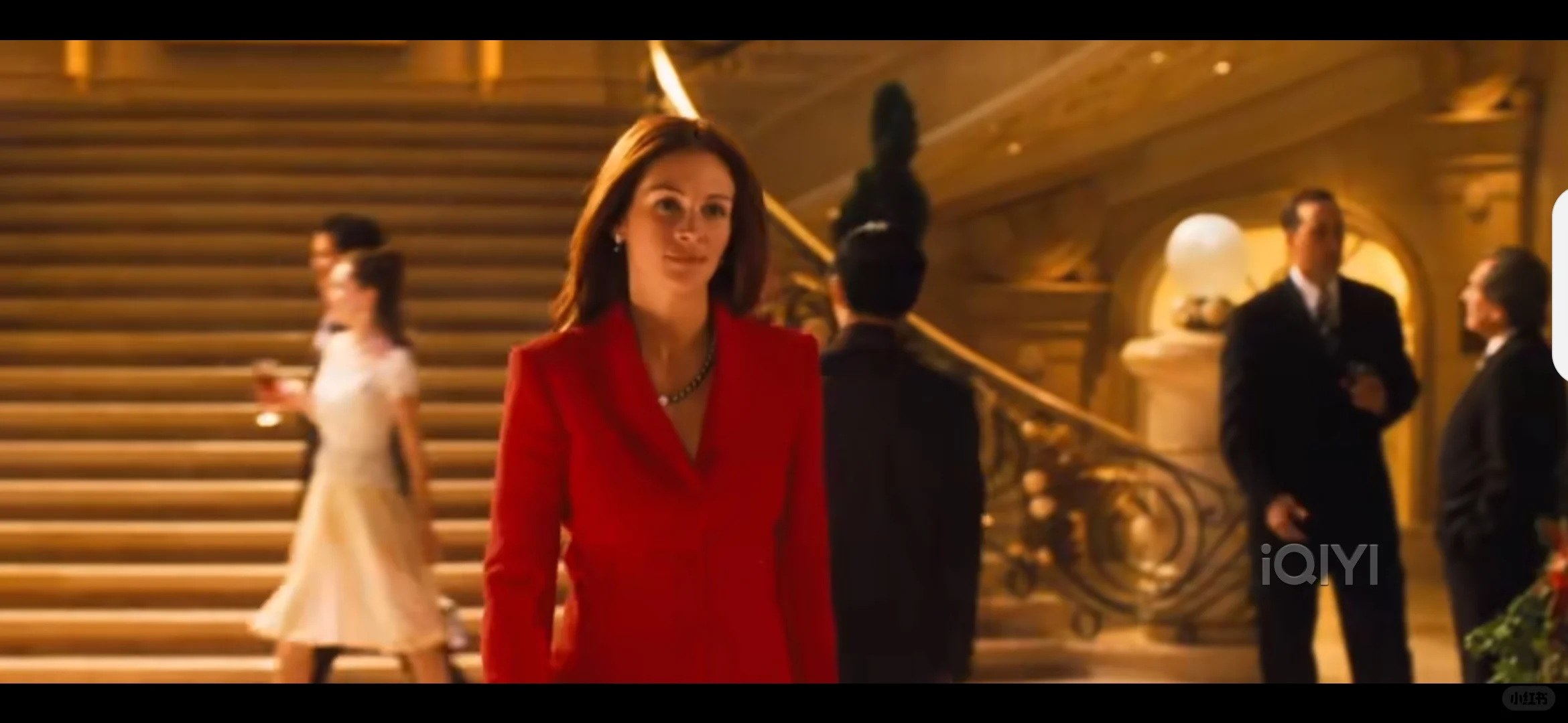 看布拉德.皮特在日本新干线上的精彩演技