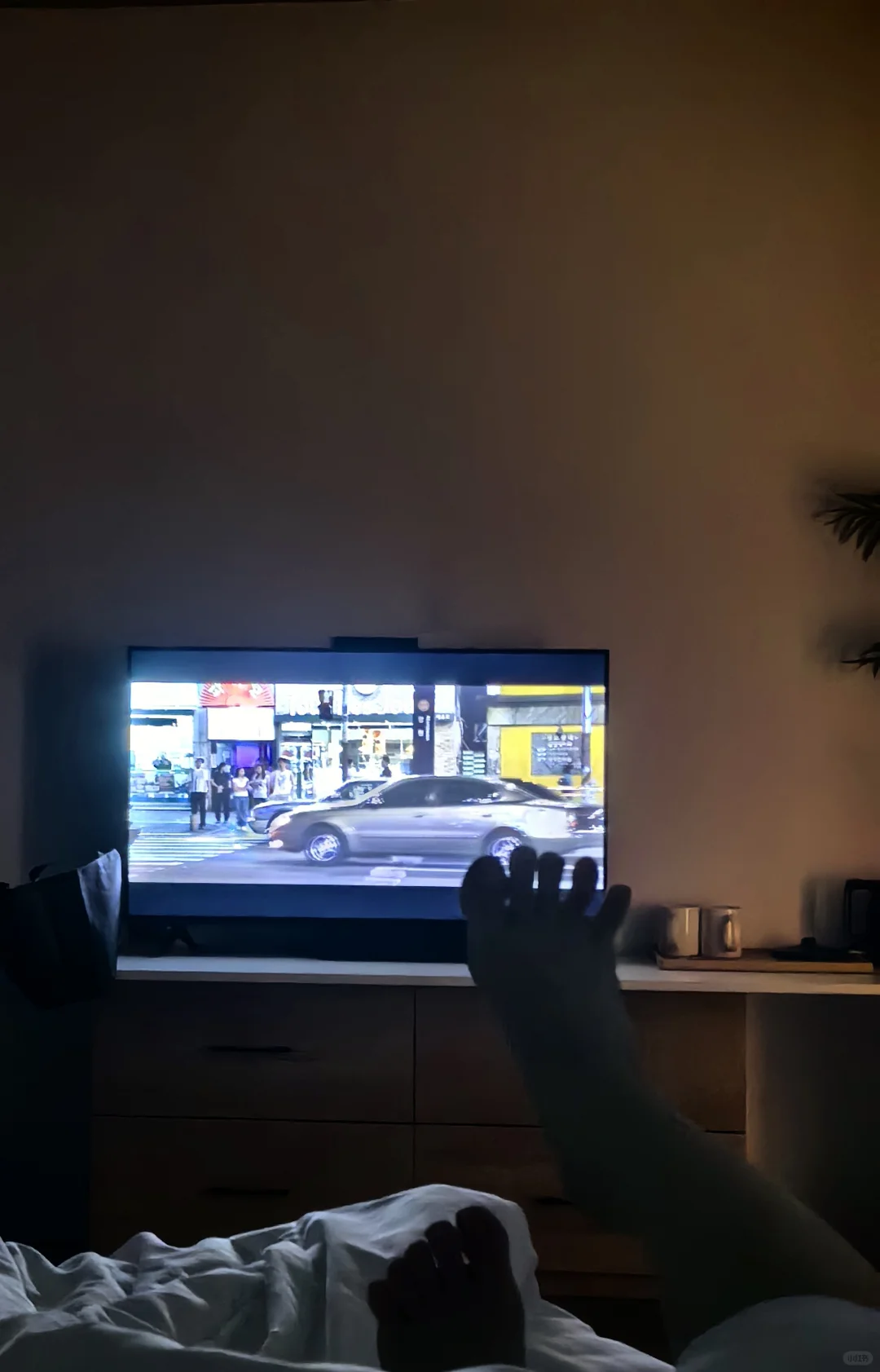 四点多的凌晨电影，能有多刺激 ！