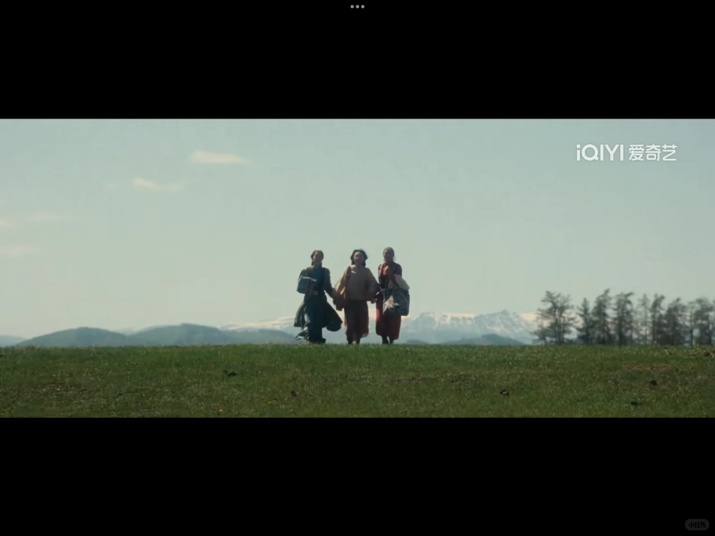 你爱上的男性角色 实质是女作家的灵魂