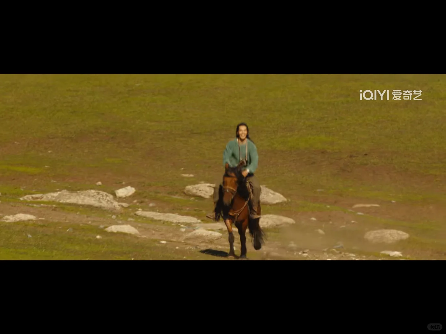 你爱上的男性角色 实质是女作家的灵魂