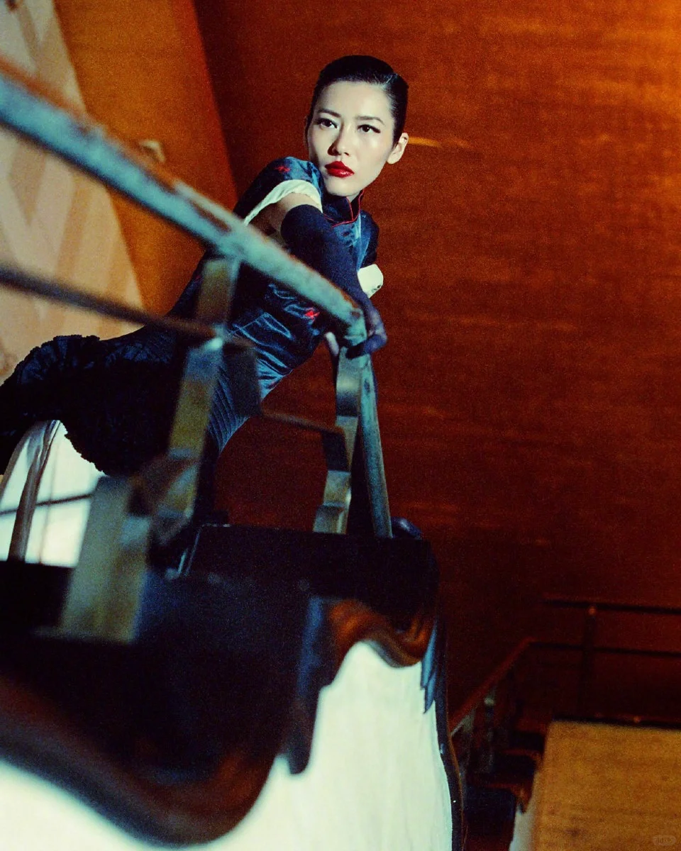 刘雯｜VOGUE中国版六月刊复古电影大片