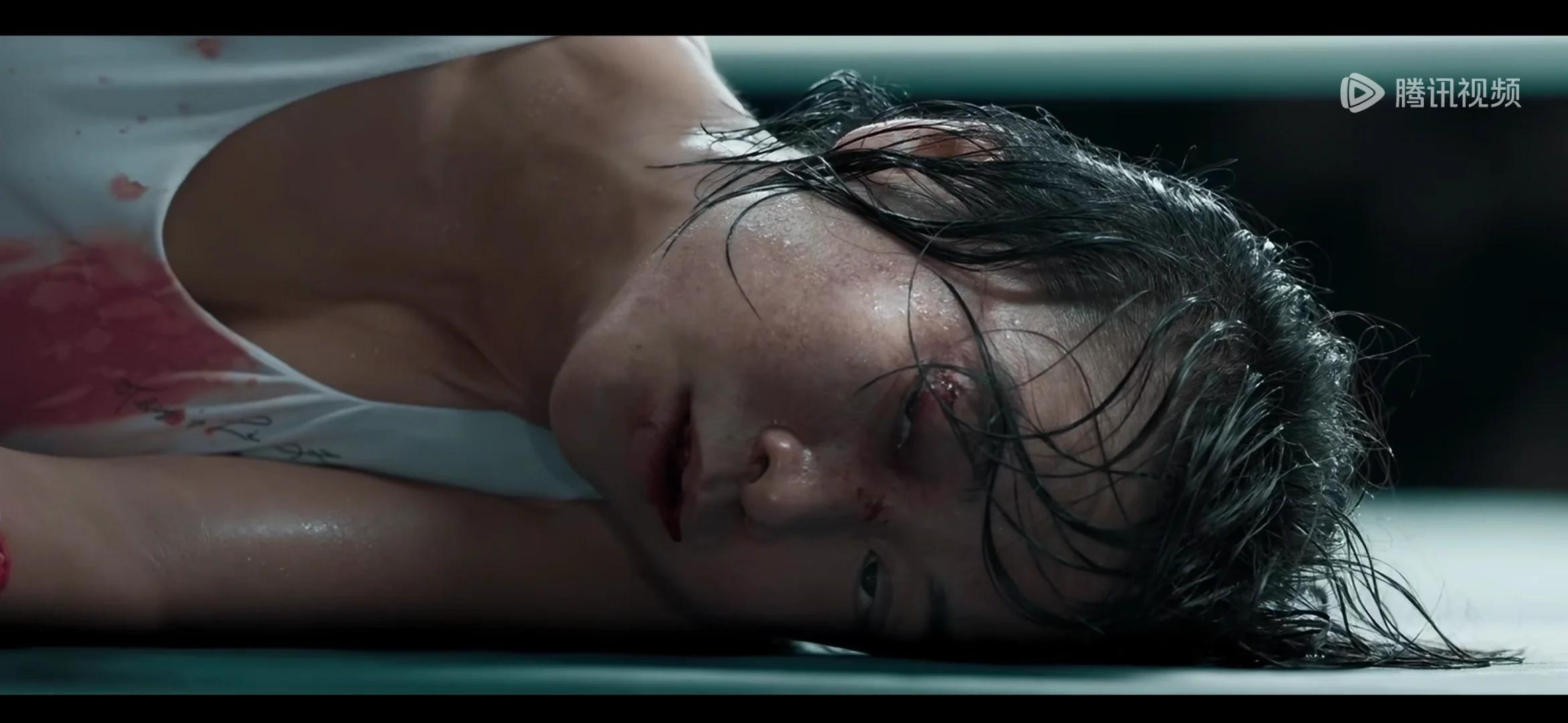 电影《热辣滚烫》