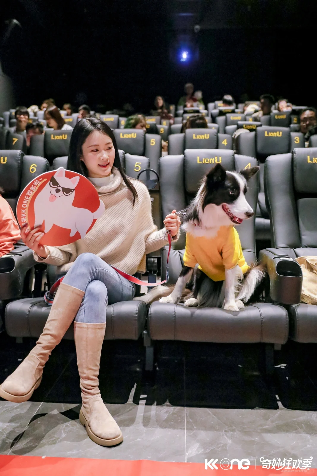 深圳携宠包场看电影『哈儿的移动城堡』～