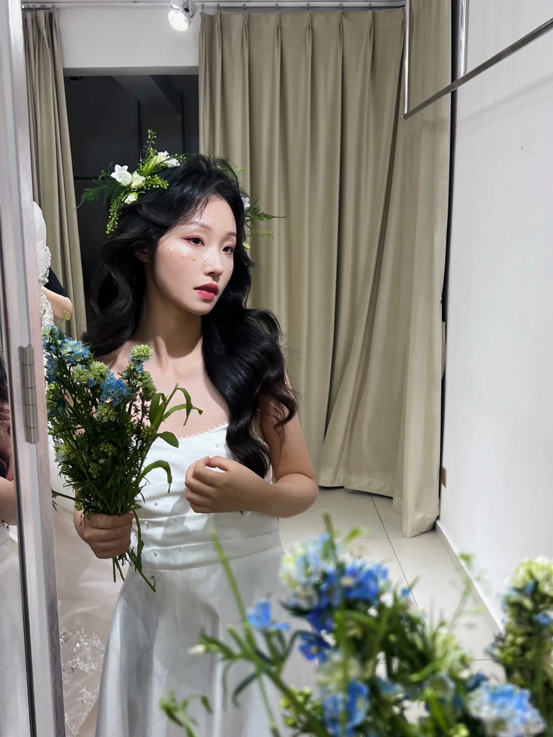 家人们我可以做婚样模特嘛