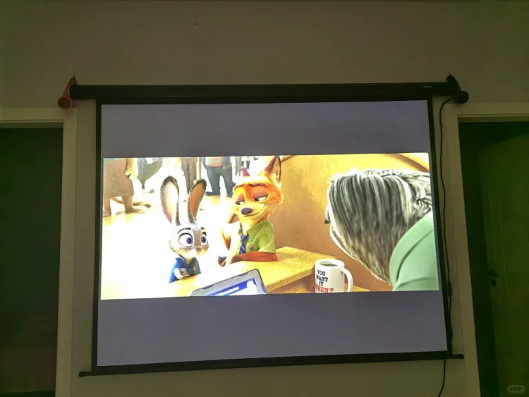 没系统的投影仪和电视果6绝配