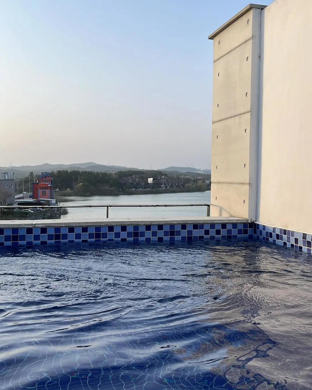 🏊🏻‍♀️🏊🏻‍♀️