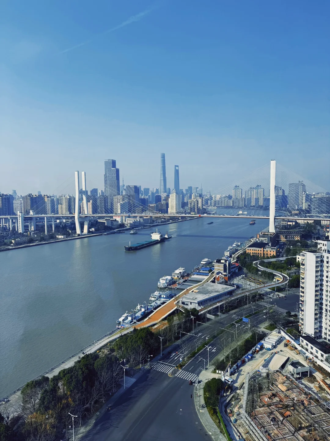 ᰔ´-快乐才会幸运起来✧₊🥥˚·