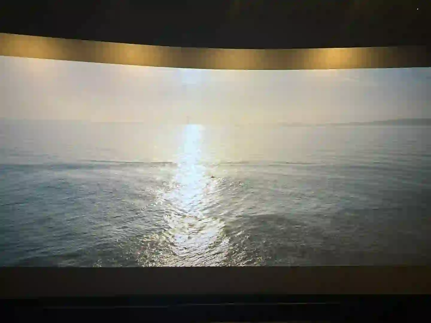 第一次看电影结束后全场鼓掌