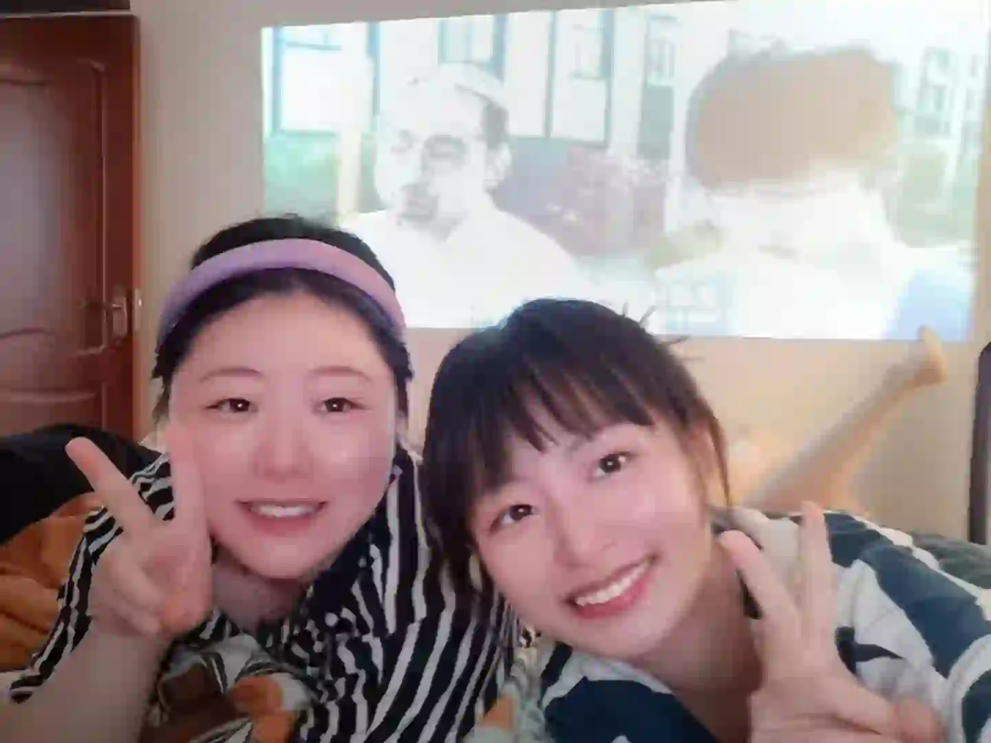 🎬这周你可以：和好朋友一起宅家看电影