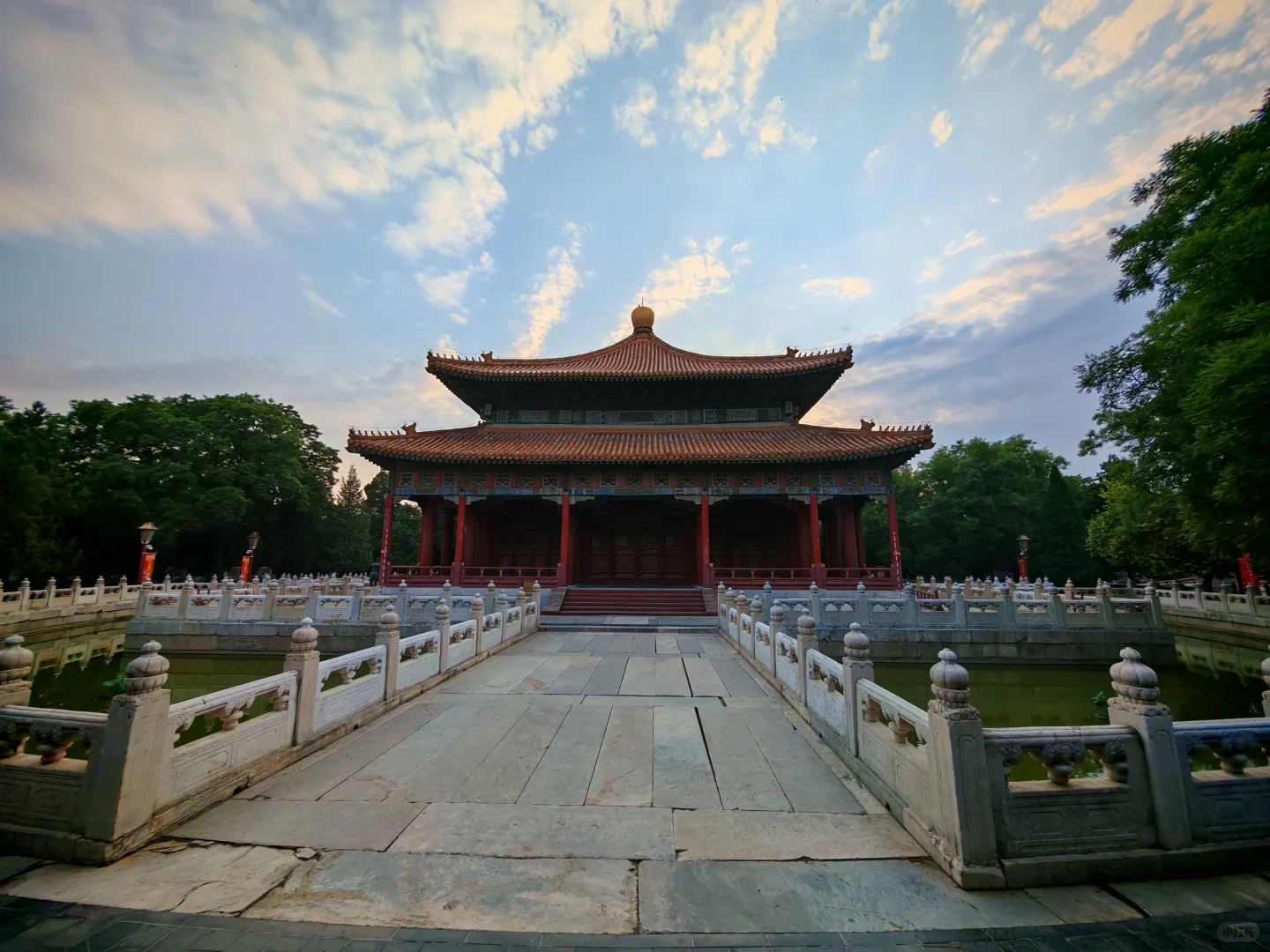 博物馆看电影× 免费逛景点✓