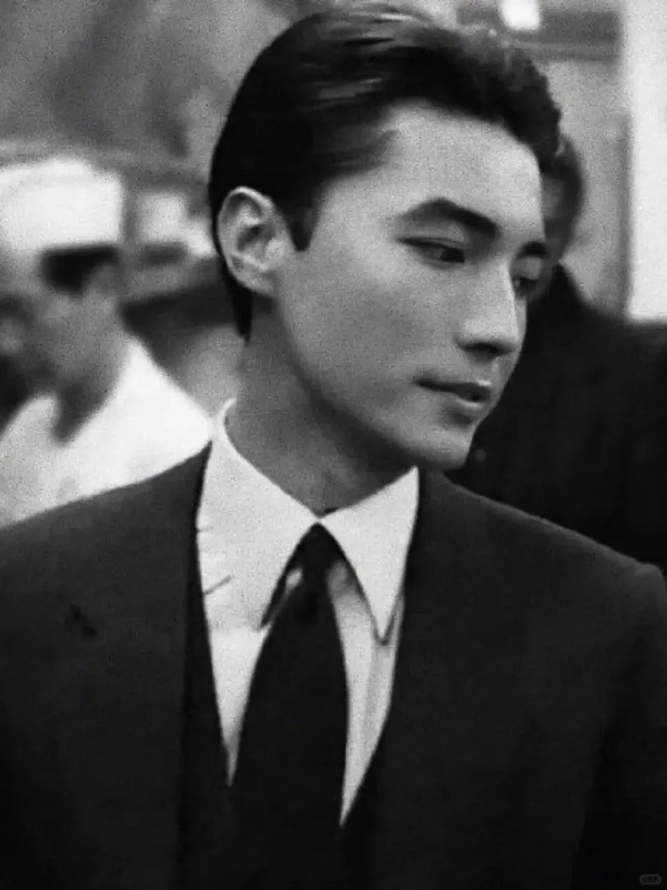 重温老电影蝴蝶君  铁叔尊龙绝代风华