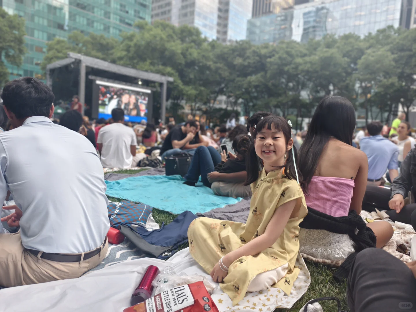 纽约夏季限定｜Bryant Park露天电影开幕式