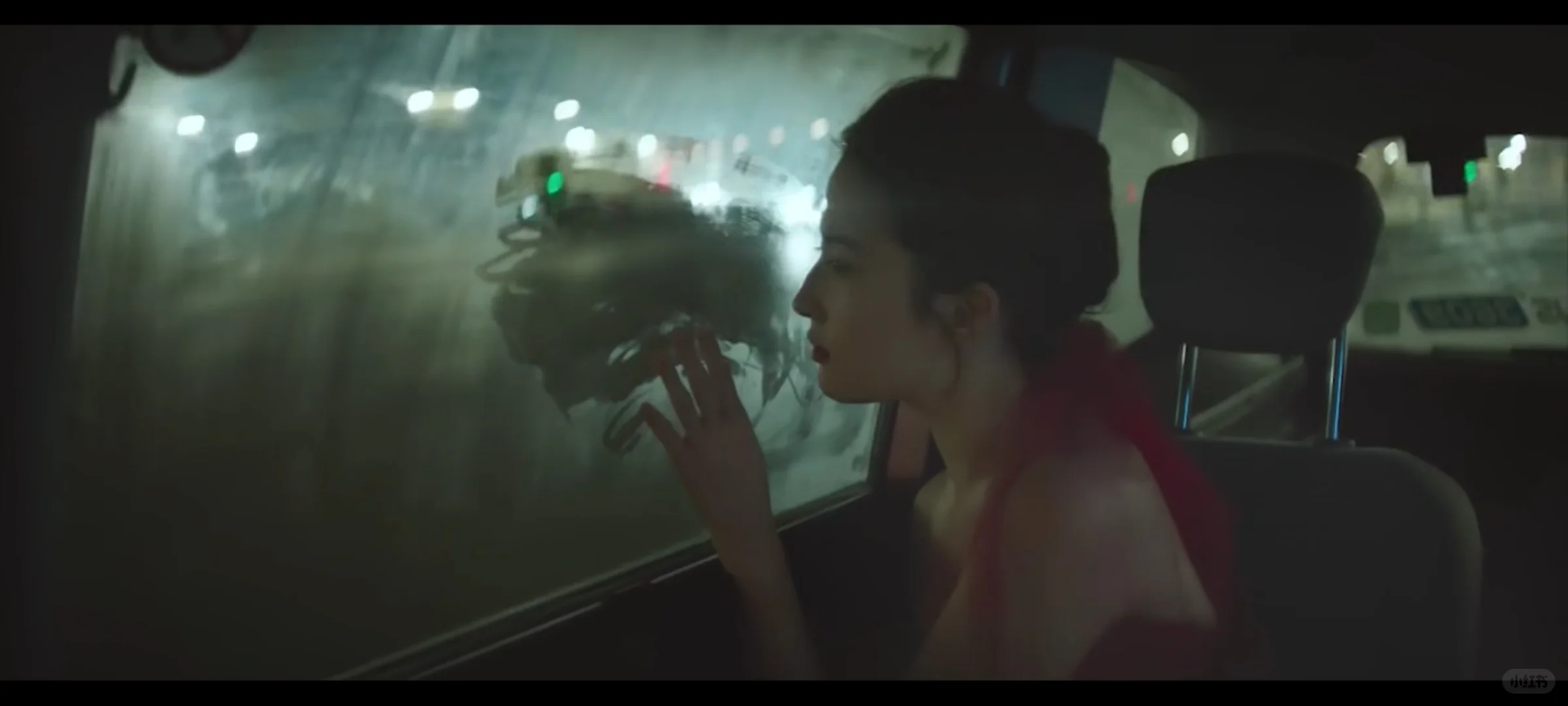 推荐一部电影之《夜孔雀》