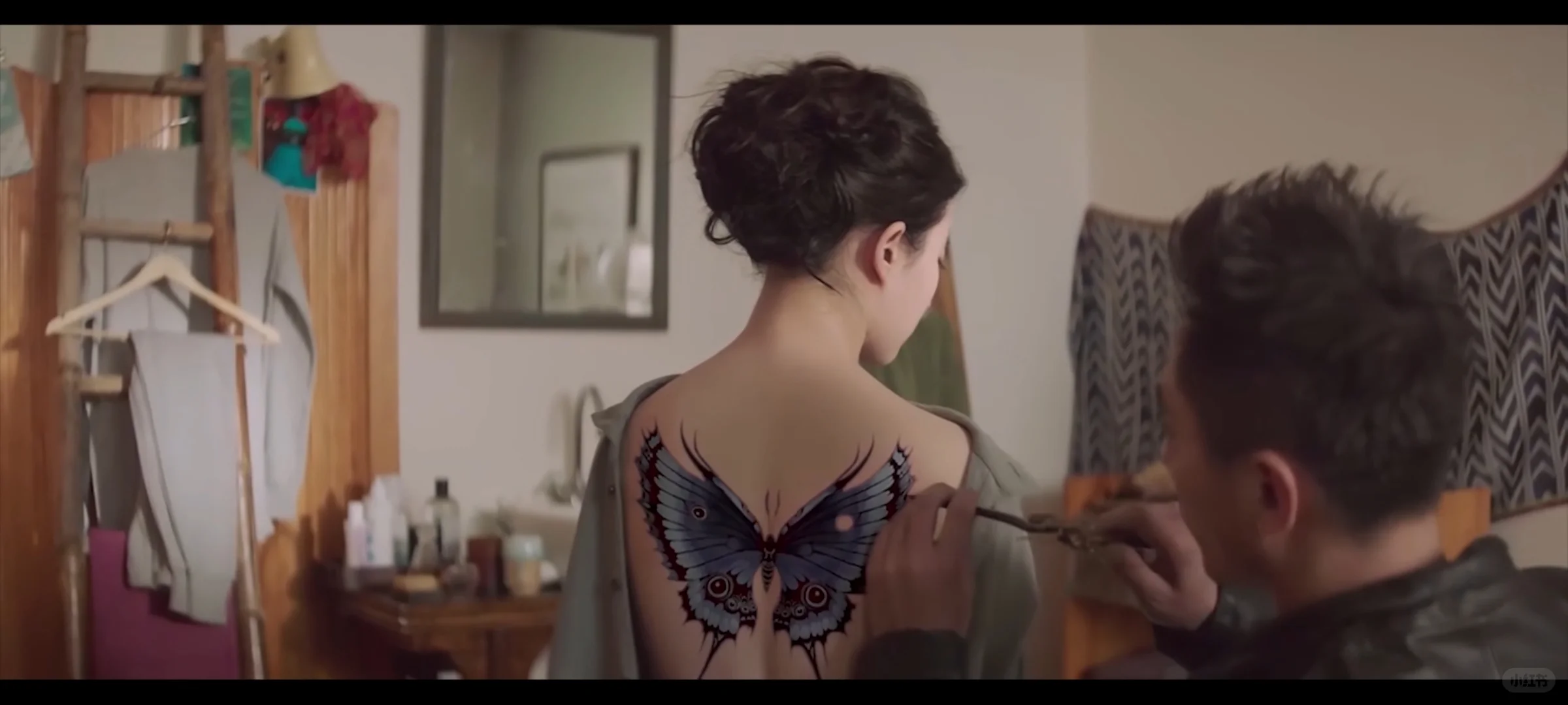 推荐一部电影之《夜孔雀》