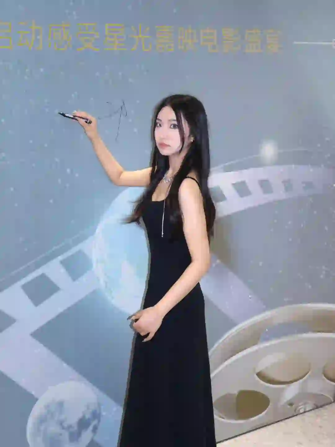 这个暑假要泡在电影院里了