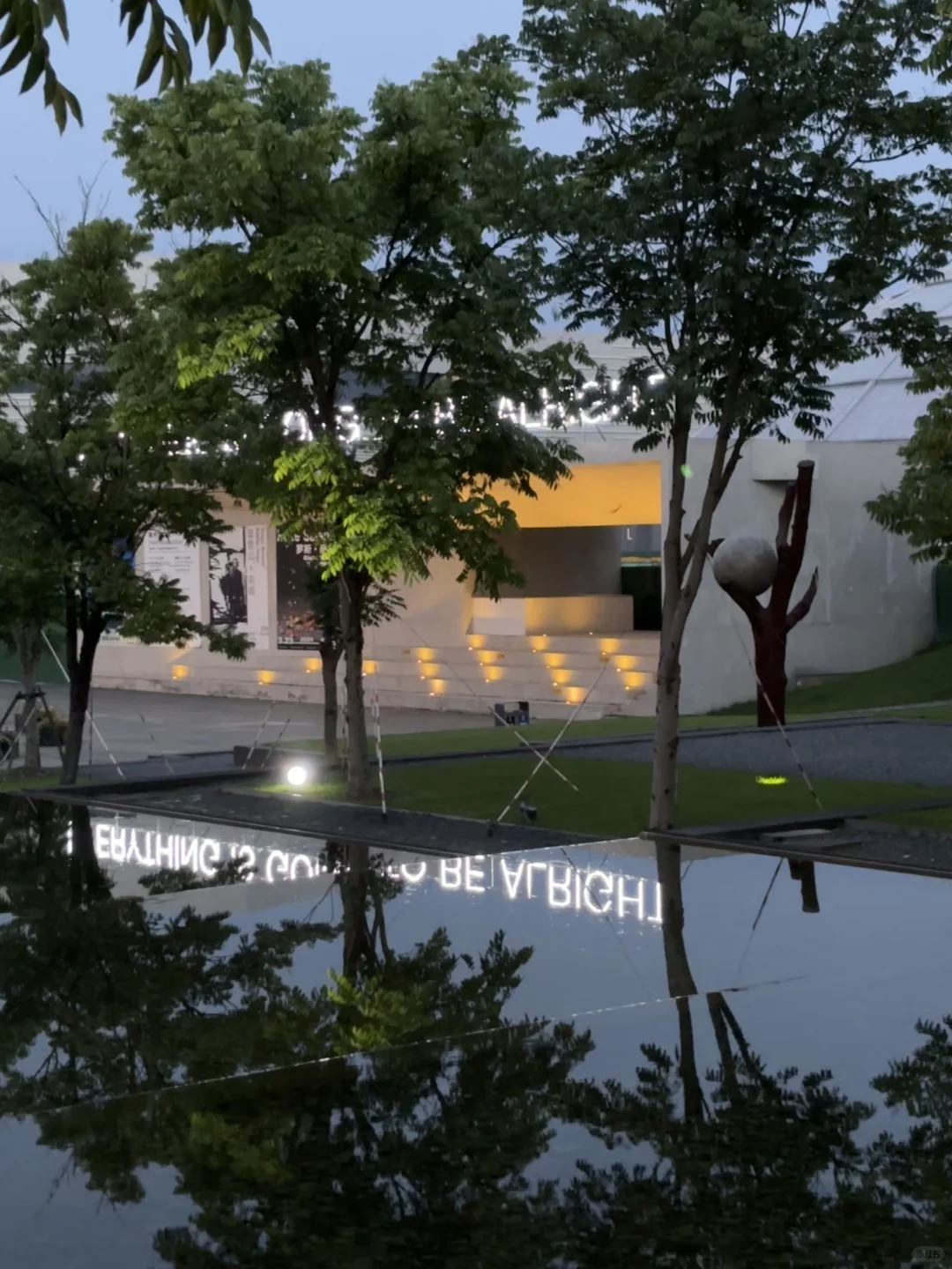 🎬滨江边看一场人生电影