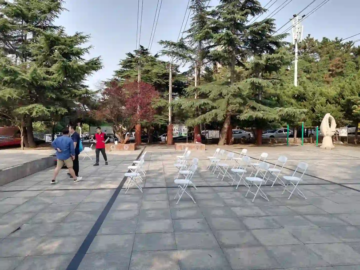 京东mall来社区放电影了