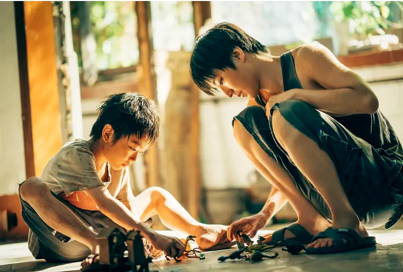 一部有泪有痛又有爱的电影：《野孩子》