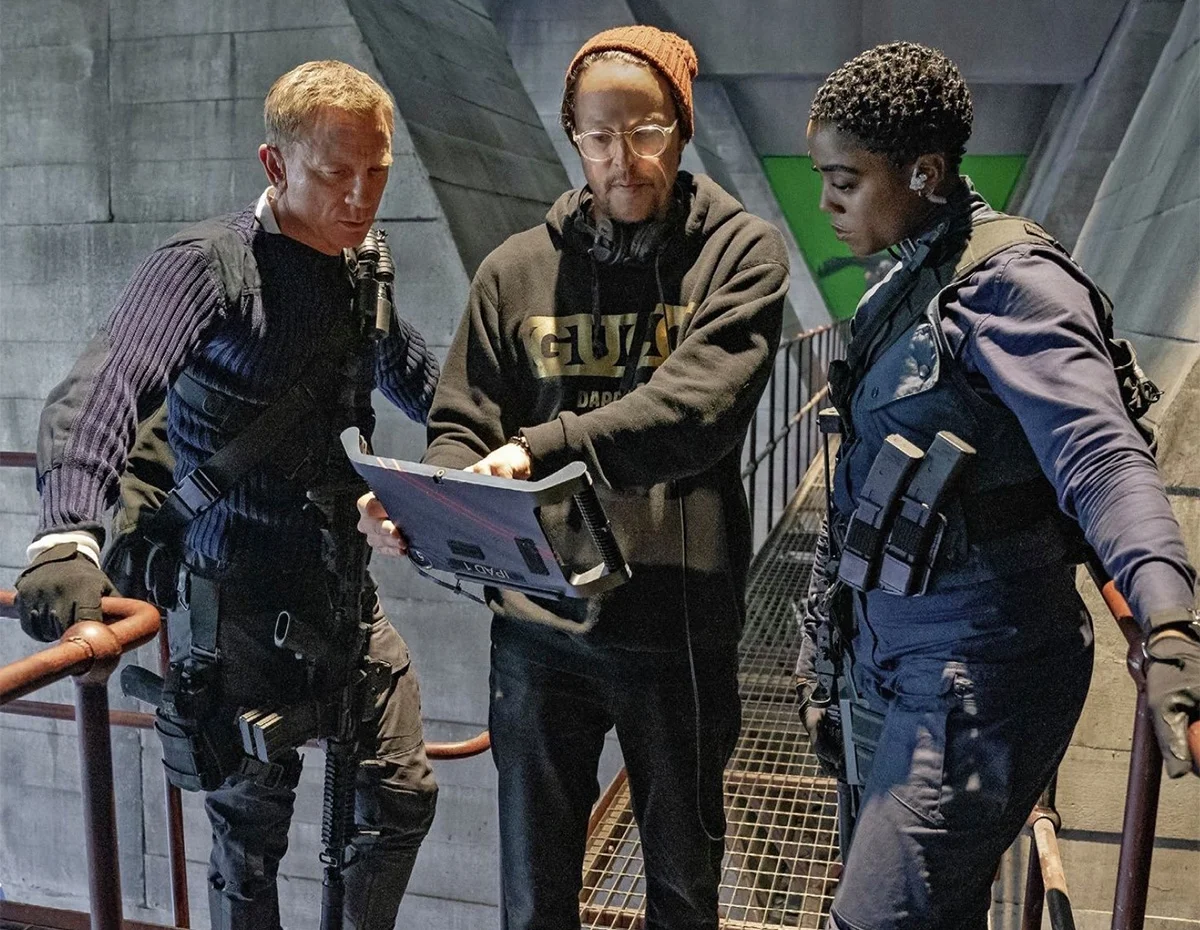 007邦德在电影中背的是什么包?