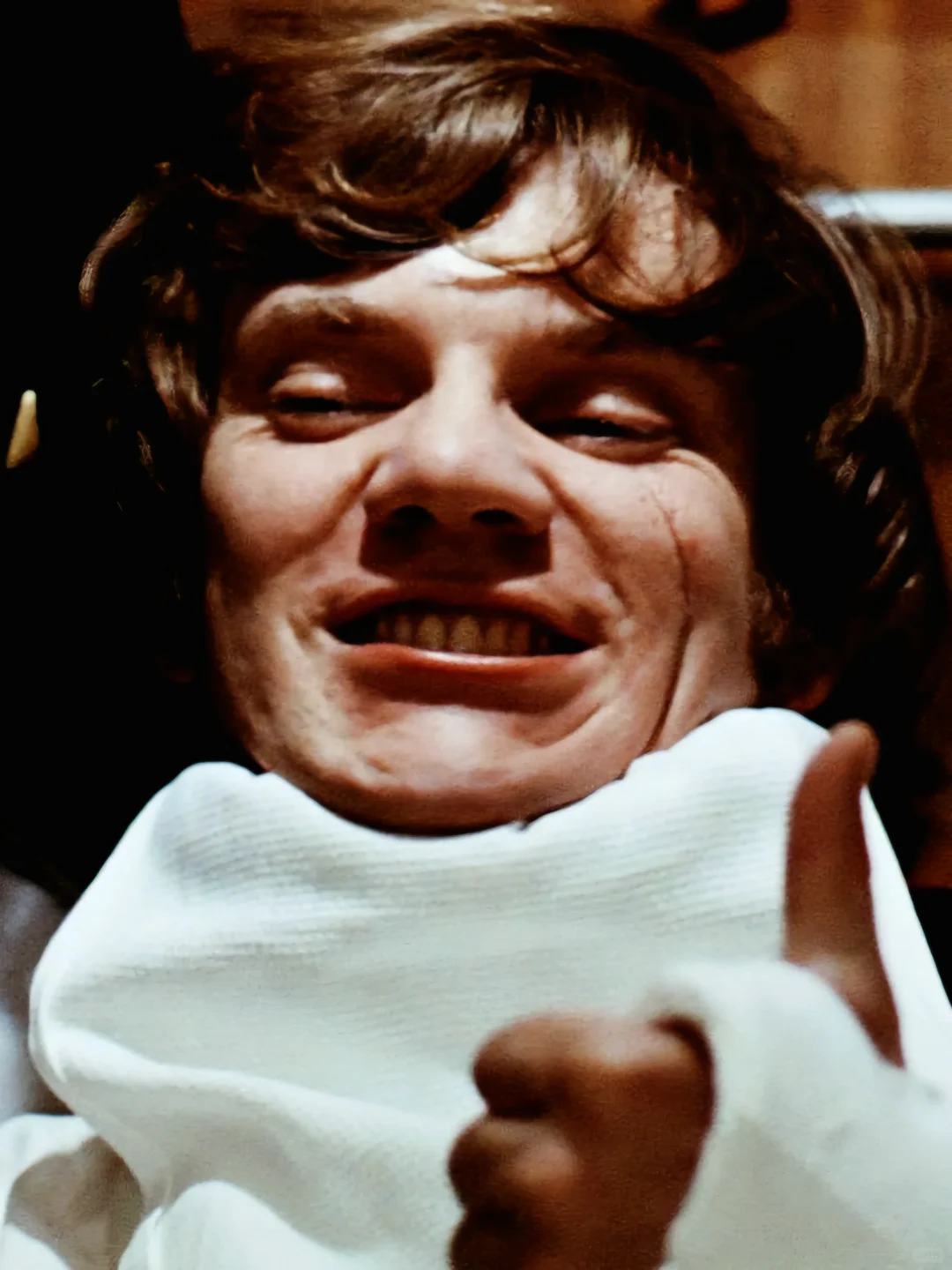 《发条橙》戏里戏外一样癫,精神状态美上天