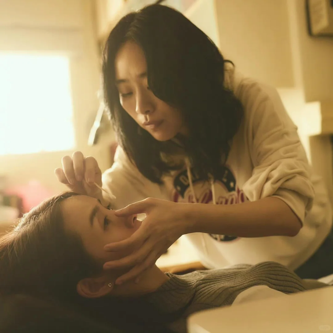 多多下海，女 同 志 电影！真好！