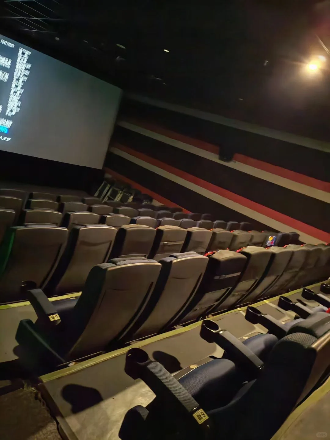 是电影?是舞剧?是舞台记录片?是电波呀!