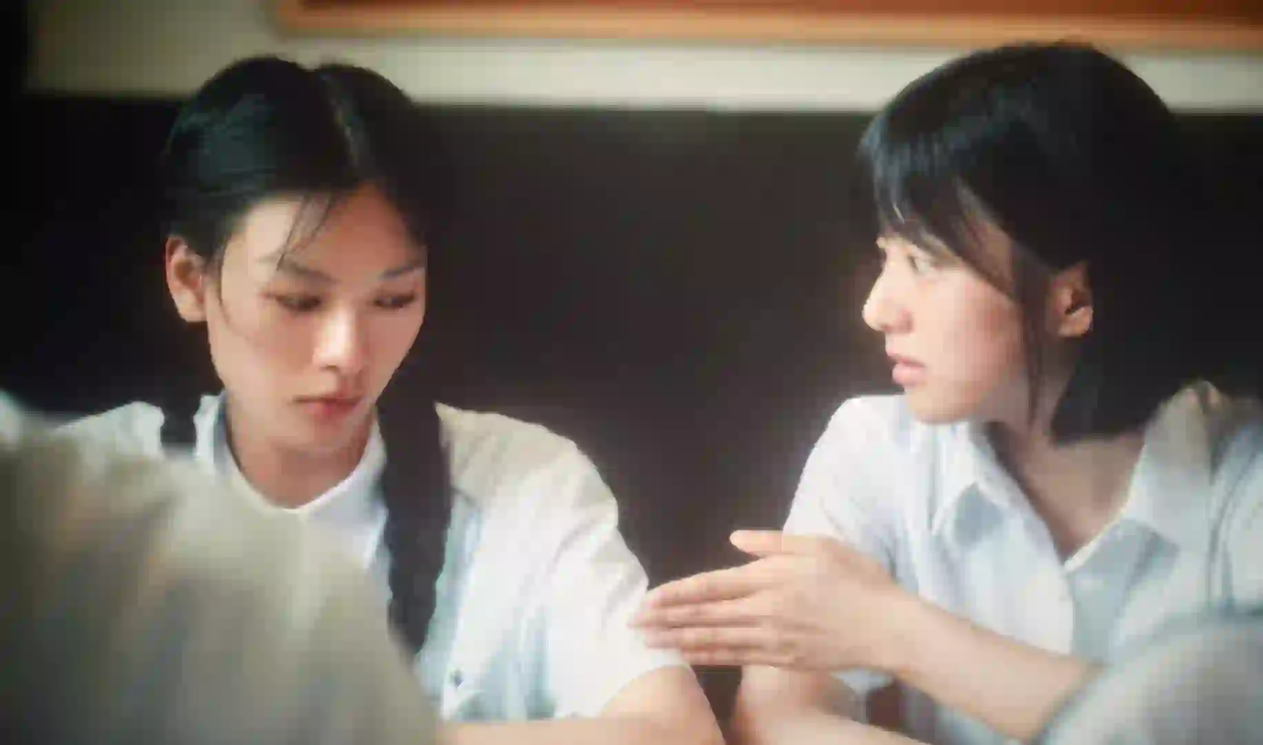 沙漏电影让我如坐针毡,如芒在背,如鲠在喉