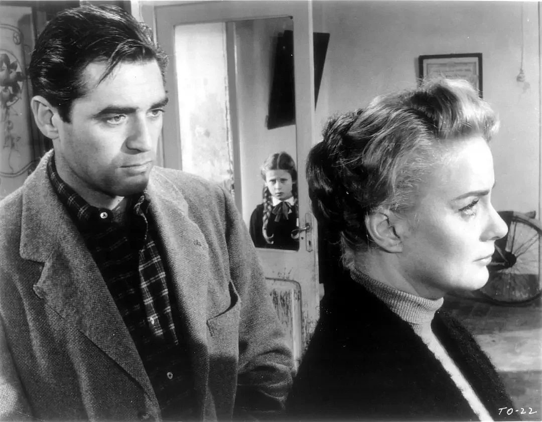 没想到安东尼奥尼还拍过工人阶级电影。。