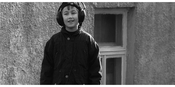 里加诗意纪录片电影学派：莱拉·帕卡莲莉娜