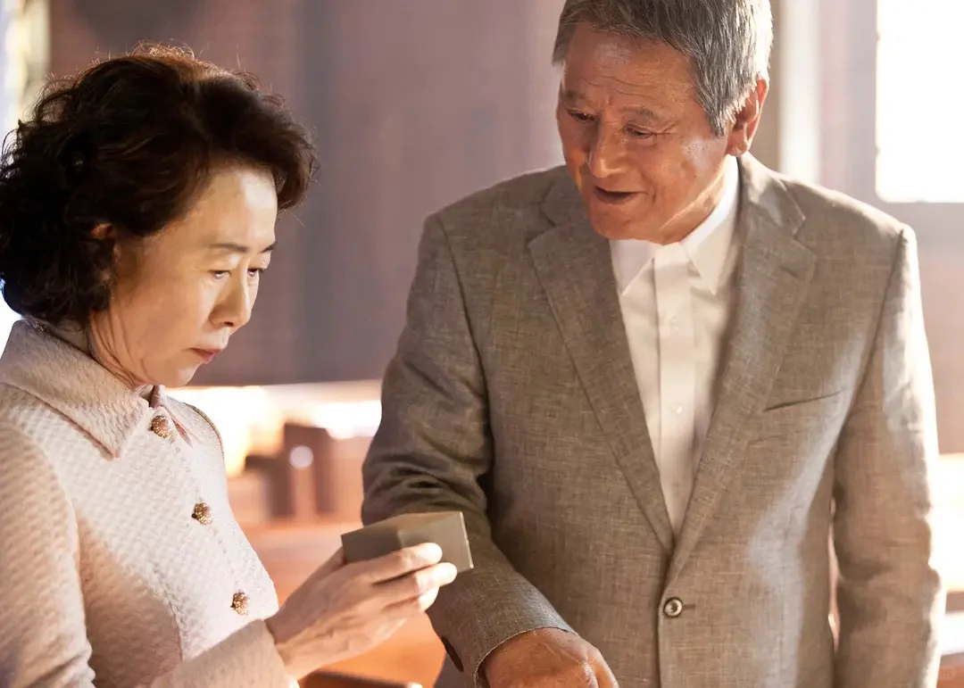 老公牛看电影【长寿商会】