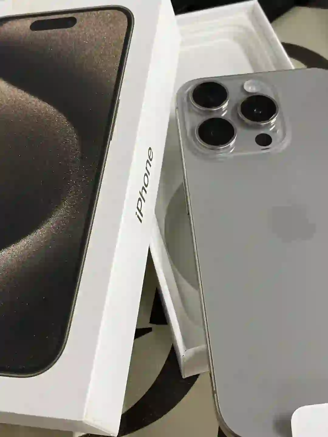 15pro已买！！求壁纸 仙女们！！请用壁纸砸我