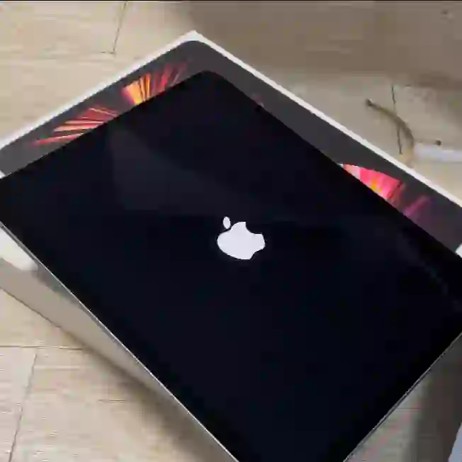 俺的iPad到了！刘亦菲们有没有软件推荐哒！