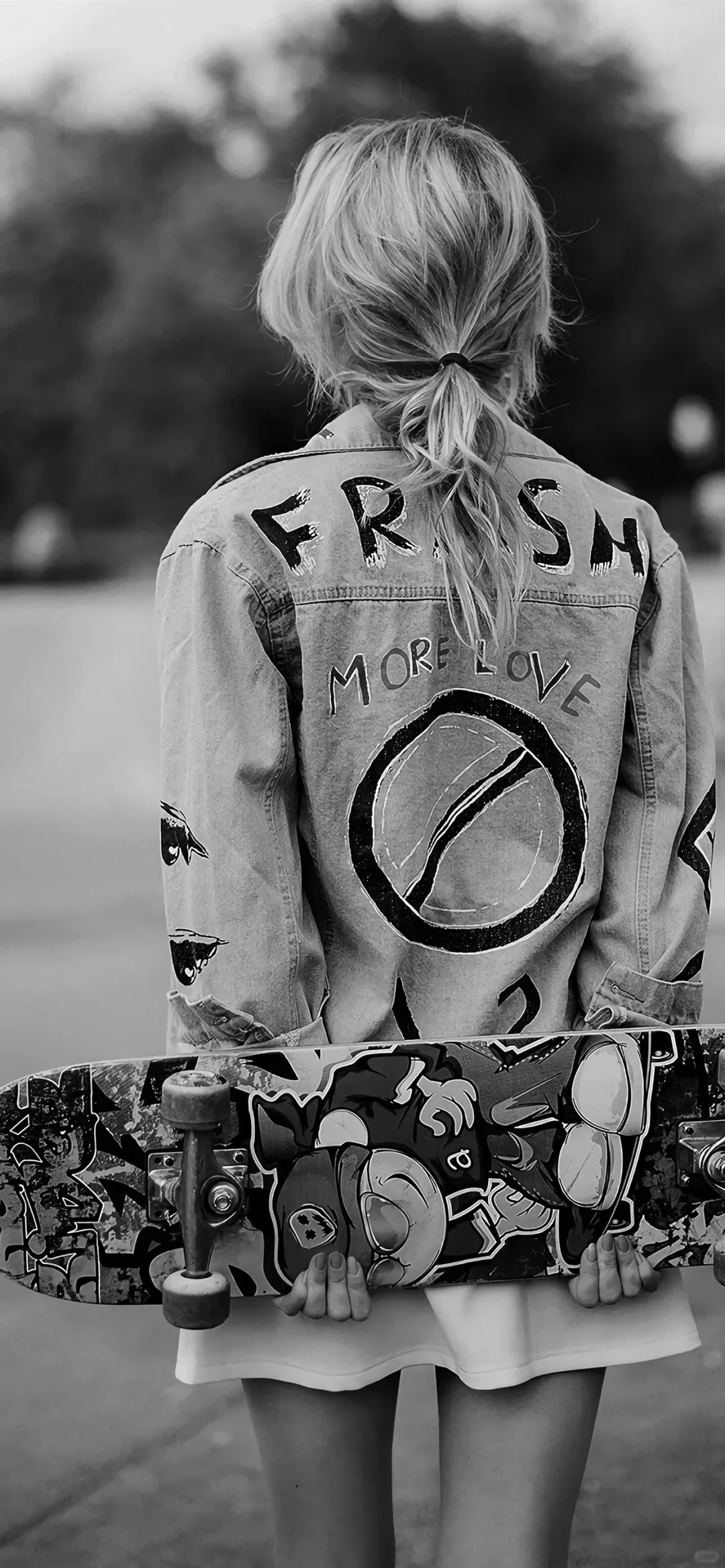 超好看的美女背影壁纸