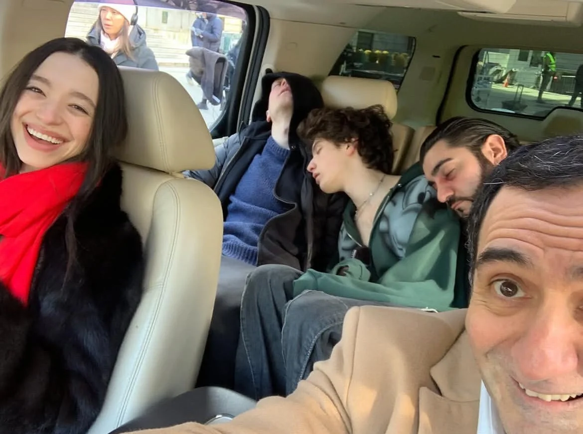 《阿诺拉》幕后