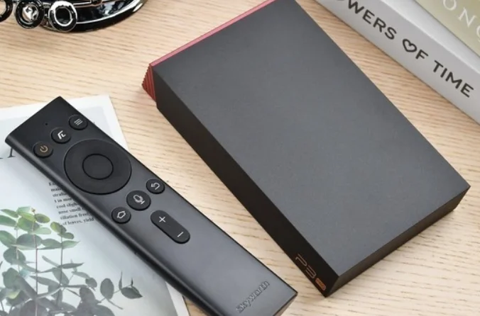 4款电视机顶盒，是链接家庭娱乐的微型计算机