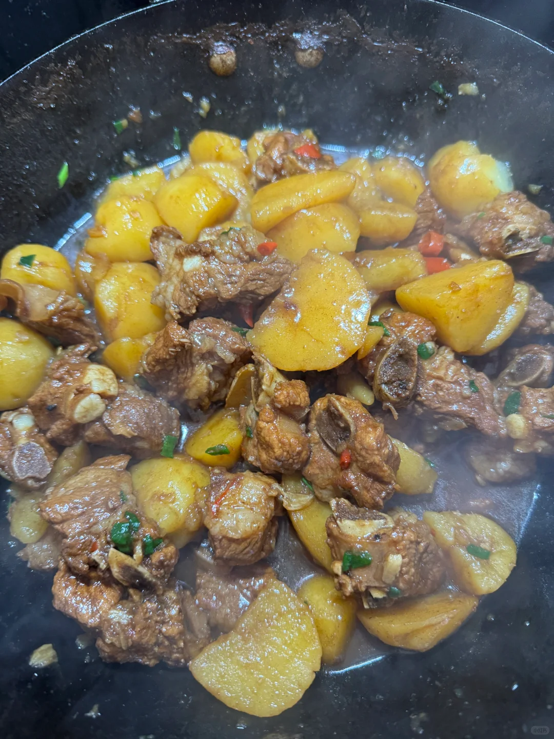 花山软件新城有没有人想吃小饭桌！