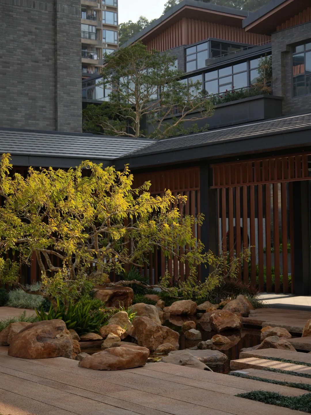 城市中的微度假🍃藏在山谷林涧间中的私邸