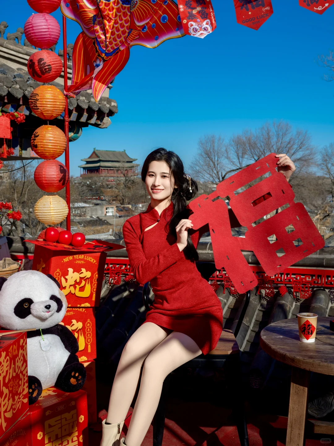 京城屋顶开启蛇年好时光🏮📸